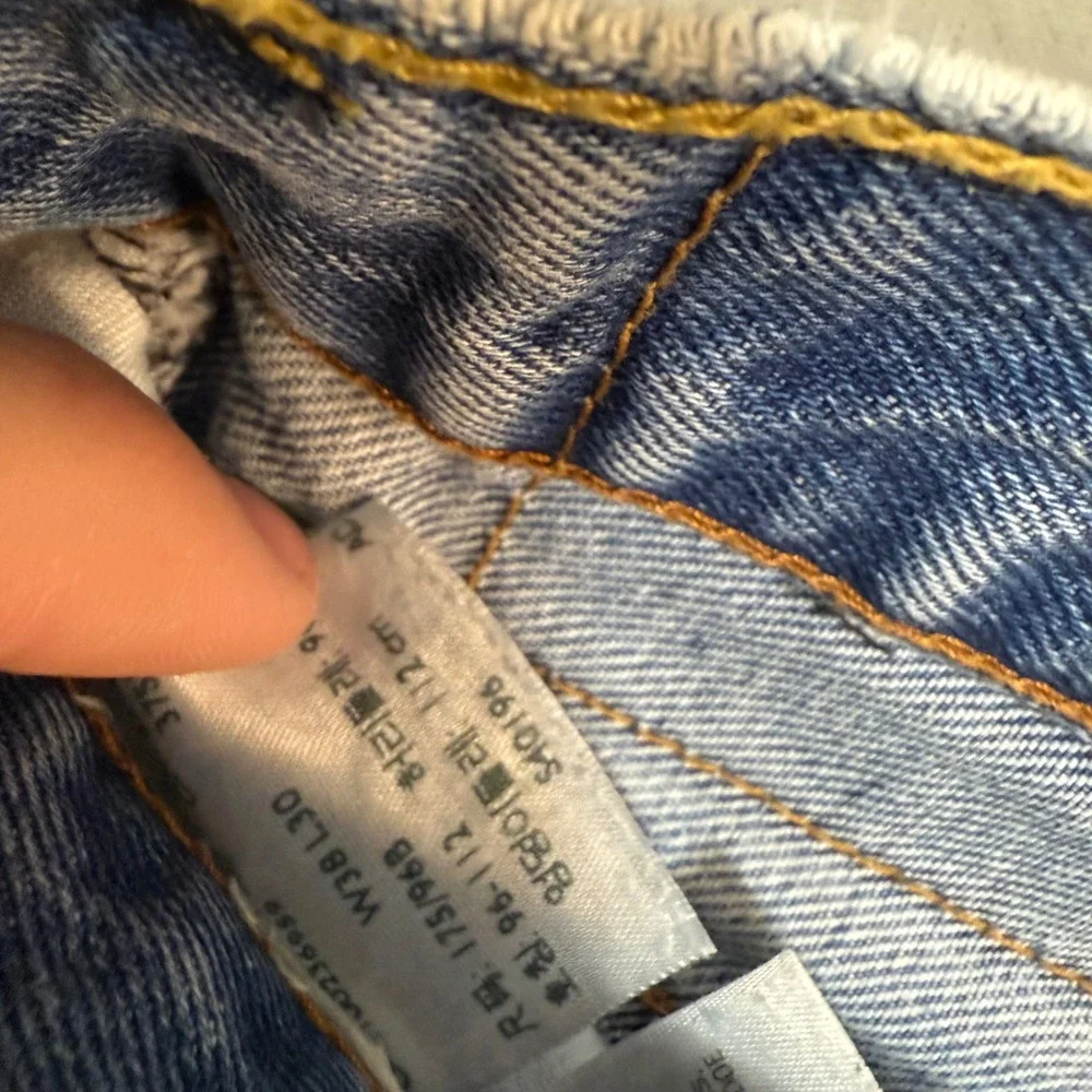Vintage y2k Levi's 560 Denim Jeans